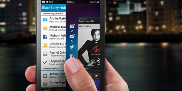 The Blackberry Z10 Follows The Crowd